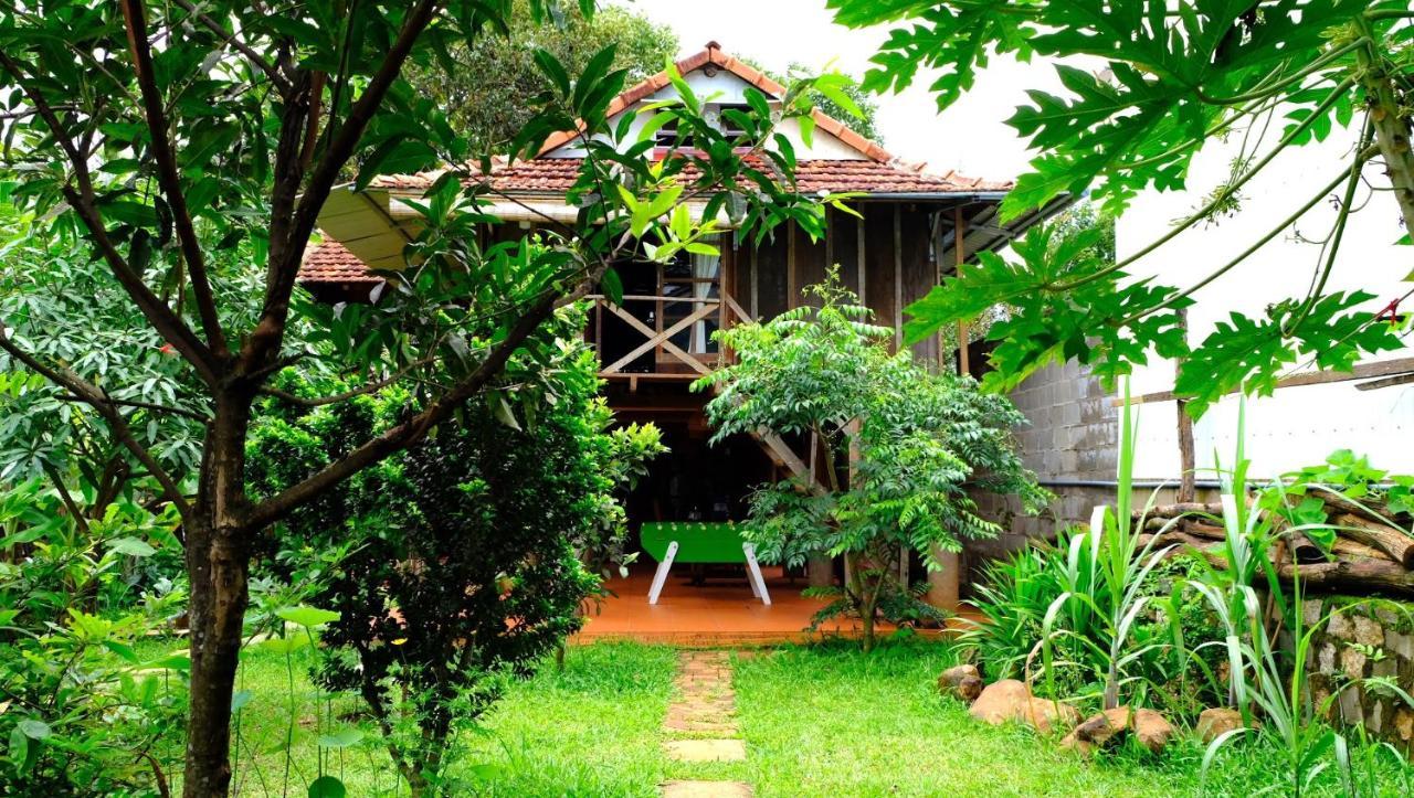 Plei Homestay & Cafe Pleiku Exterior photo